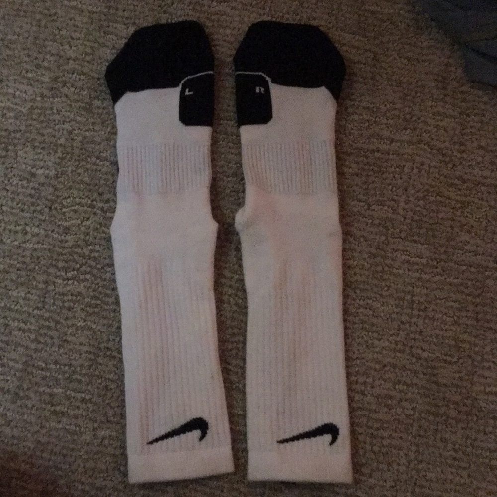 Large Nike elites socks